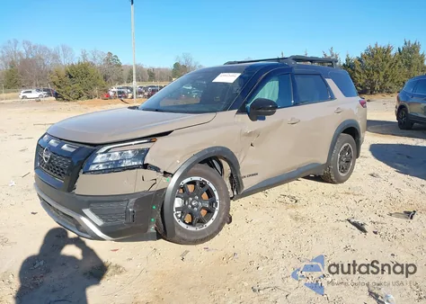 2023 Nissan Pathfinder Rock Creek 4Wd z USA, uszkodzony, nr VIN 5N1DR3BD7PC215744